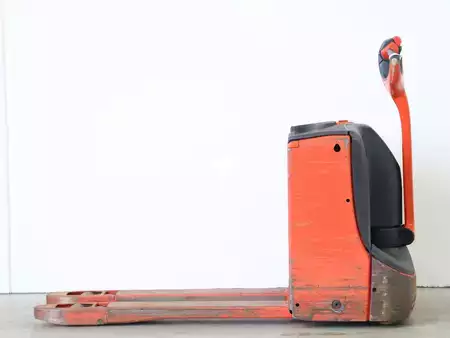 Porta-paletes elétrico 2018  Linde T16/1152 (1)