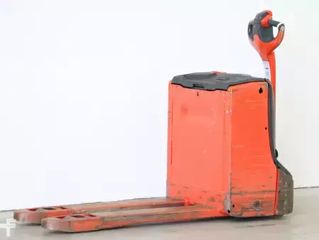 Porta-paletes elétrico 2018  Linde T16/1152 (2)