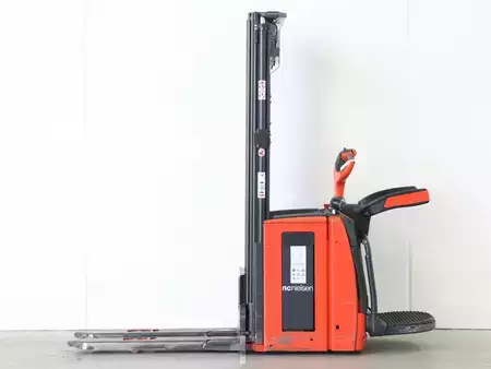 Stoccatori 2017  Linde L14AP/1173 (1)