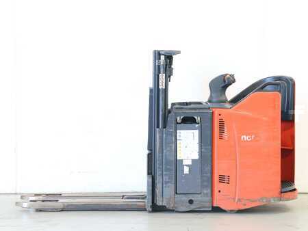 Pallet Stackers 2020  Linde D12SP/133-01 (1)
