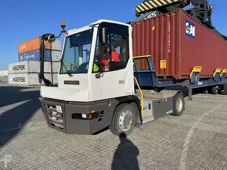 Terminál traktor 2021  Terberg YT223 4x2 (2)