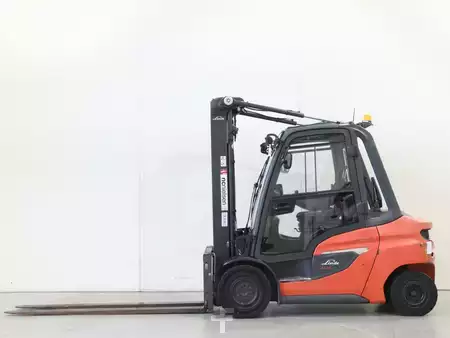 Chariots élévateurs diesel 2020  Linde H35D/1202-01 (1)