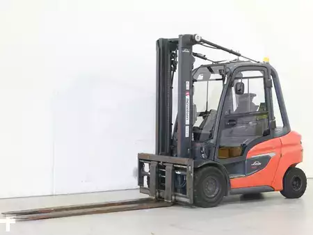 Chariots élévateurs diesel 2020  Linde H35D/1202-01 (2)