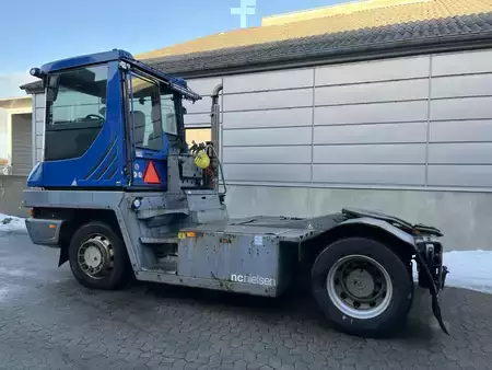 Terminál traktor 2018  Terberg RT223 4x4 (6)