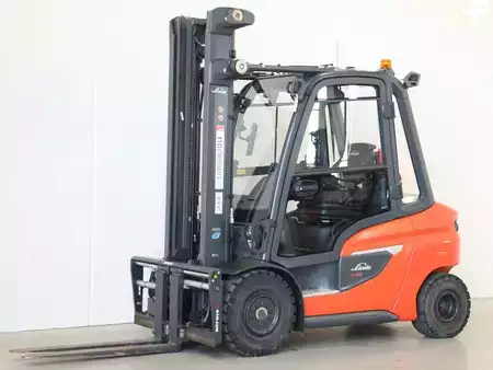 Carrelli elevatori diesel 2022  Linde H35D/1202-01 (2)