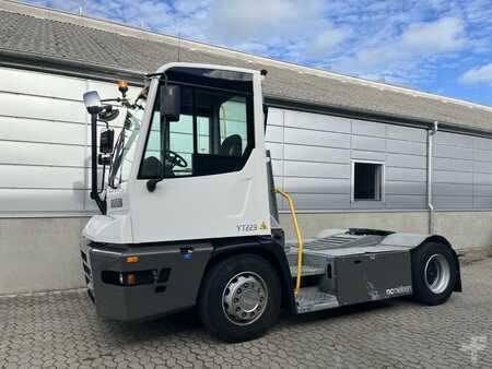 Tracteurs à bagages 2023  Terberg YT223 4x2 (2)