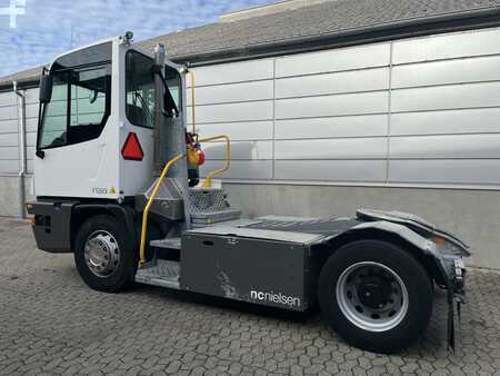 Tracteurs à bagages 2023  Terberg YT223 4x2 (6)