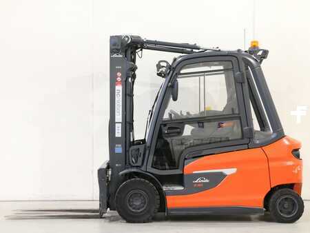 Chariots électriques à 4 roues 2022  Linde E30L/1252-01 (1)