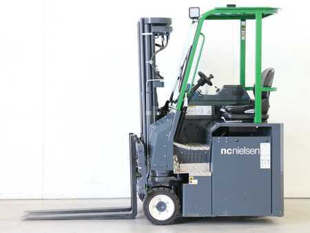 Chariots multidirectionnels 2023  Combilift CBE2500 (1)