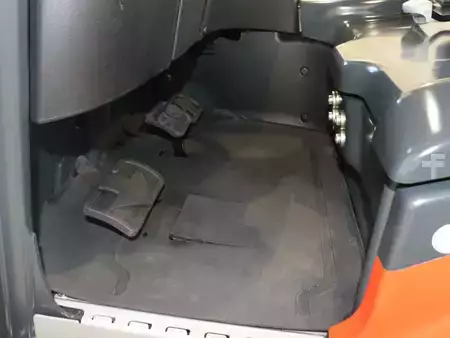 Electric - 3 wheels 2016  Linde E18/386-02 EVO (7)