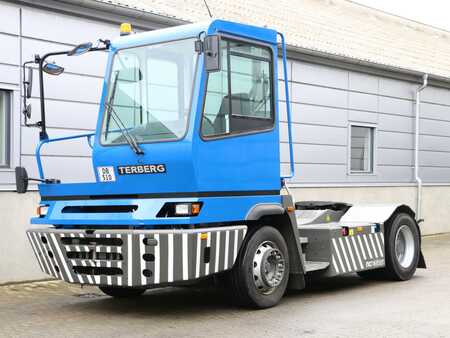 Terminal tractor 2019  Terberg YT222 4X2 (2)