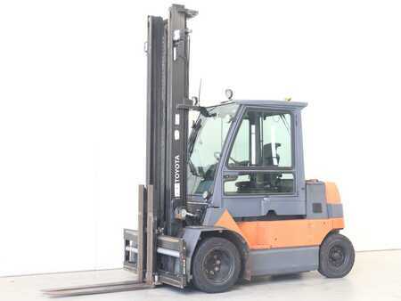 Elektro čtyřkolový VZV 2014  Toyota 7FBMF45 (2)