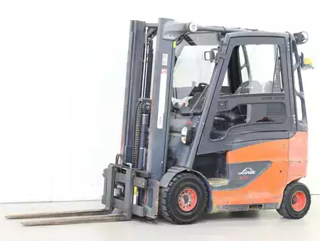 Elektro 4 Rad 2016  Linde E25/600H/387 (2)