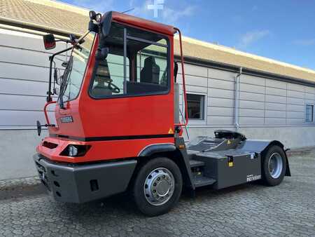 Terminal tractor 2018  Terberg YT222 4X2 (2)