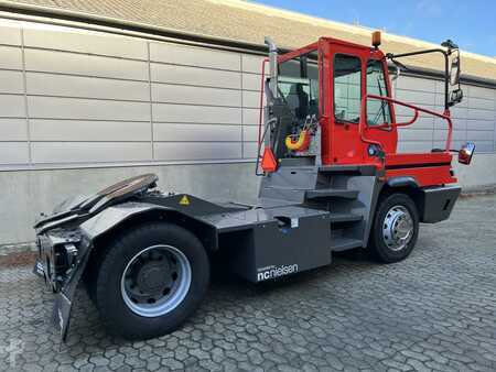 Terminal tractor 2018  Terberg YT222 4X2 (3)