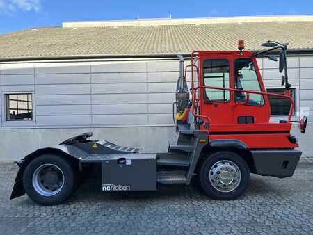 Terminal tractor 2018  Terberg YT222 4X2 (4)