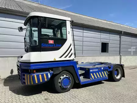 Terminálový traktor 2014  Terberg RT223 4X4 (2)