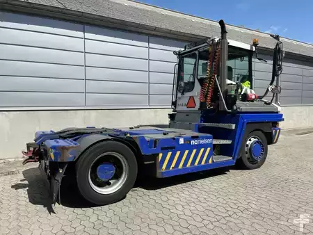 Terminálový traktor 2014  Terberg RT223 4X4 (3)