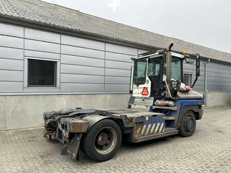 Terminal tractor 2014  Terberg RT223 4X4 (3)