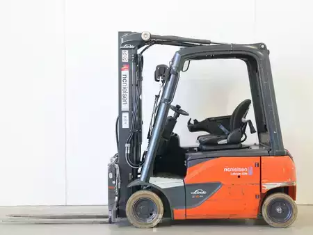 Elektro čtyřkolový VZV 2019  Linde E16P/386-02 EVO (1)