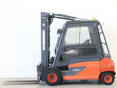 Elektromos 4 kerekű 2015  Linde E35L/387 (1)