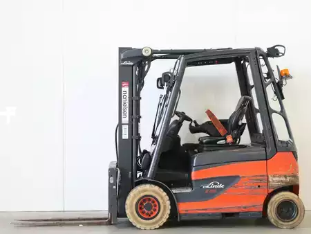 4-wiel elektrische heftrucks 2019  Linde E25/387 (1)