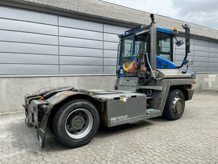Terminálový traktor 2012  Terberg RT223 4X4 (3)