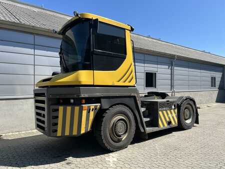 Terminálový traktor 2018  Terberg RT403 4X4 (2)
