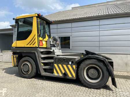 Terminálový traktor 2018  Terberg RT403 4X4 (5)