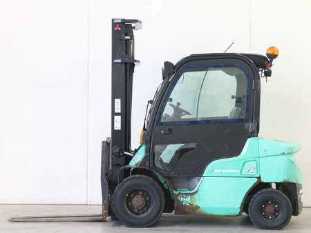 Empilhador diesel 2007  Mitsubishi FD25N (1)