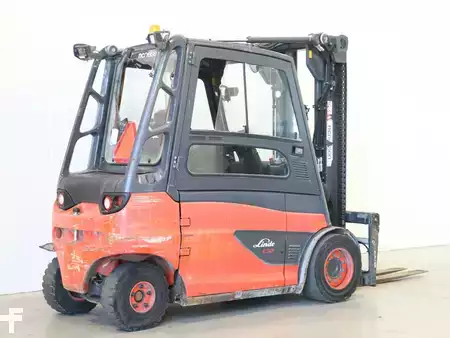 Chariots électriques à 4 roues 2018  Linde E50/600HL/388 (3)