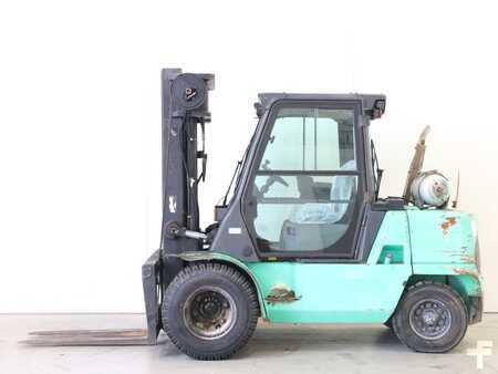 LPG heftrucks 2002  Mitsubishi FG45K (1)
