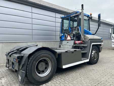 Terminálový traktor 2017  Terberg RT223 4x4 (3)