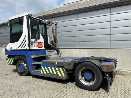 Terminálový traktor 2016  Terberg RT223 4X4 (6)