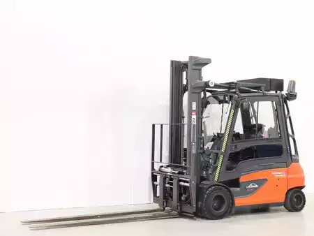 Carrelli elettrici 4 ruote 2020  Linde E35L/387 (2)