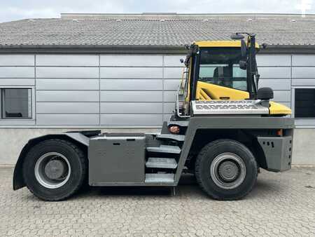 Terminálový traktor 2017  Terberg RT403 4X4 (4)