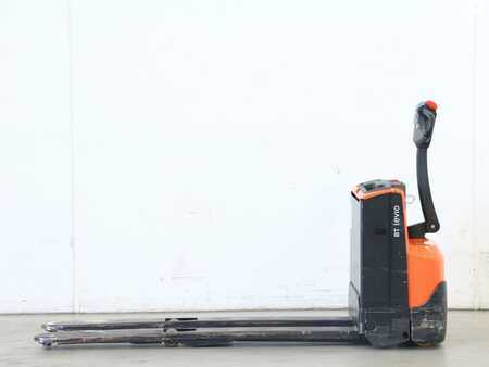 Elektrische palletwagens 2014  BT LWE160 (1)