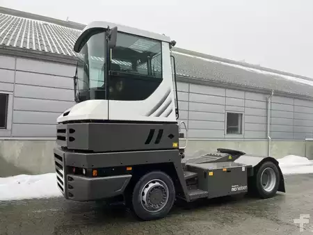 Terminál traktor 2021  Terberg RT223 4X4 (2)