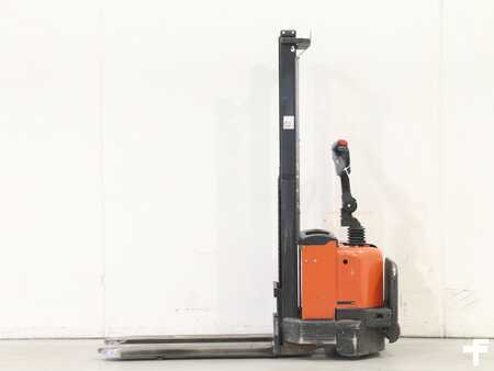 Stapelaars 2003  BT El-stabler S10 (1)