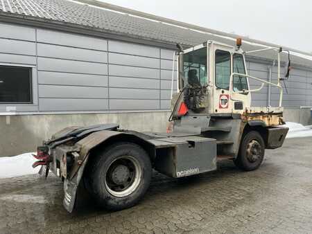 Terminál traktor 2010  Terberg YT182 4X2 (3)