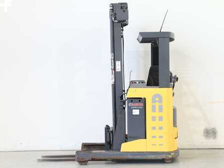 Chariots à mât rétractable 2010  Atlet UNS140DTFVRC630 (1)