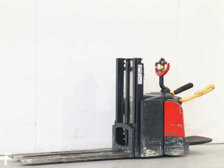 Stapelaars 2012  Crown  DT3040-2,0-TL (2)