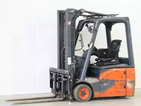 3-wiel elektrische heftrucks 2014  Linde E14/386-02 (2)