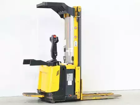 Ledstaplare gå 1998  Jungheinrich El-stabler (3)