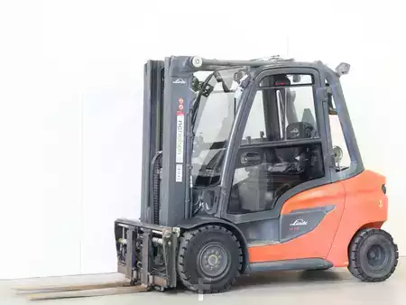 Carrelli elevatori GPL 2023  Linde H35T/1202-01 (2)