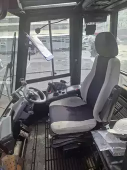 Reachstacker 2013  Linde C4531 TL5 (3)