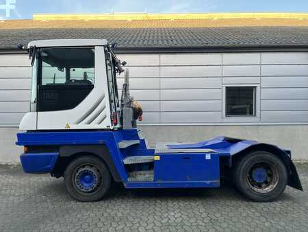 Terminálový traktor 2020  Terberg TT223 4X2 (1)