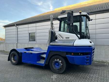 Terminálový traktor 2020  Terberg TT223 4X2 (5)