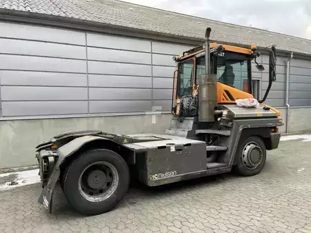 Terminal tractor 2015  Terberg RT223 4X4 (3)
