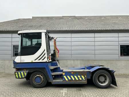 Terminal tractor 2016  Terberg RT223 4X4 (1)